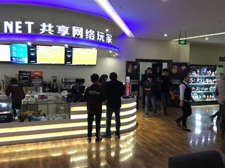 蓝宝石迪兰携手徐州共享TS1战队，共筑网吧连锁经营管理新篇章
